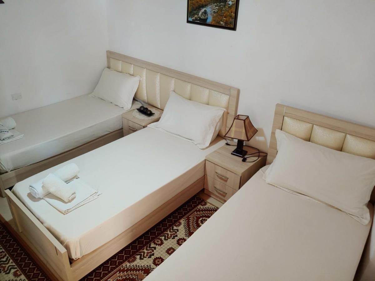 Tomor Shehu Guest House Берат Экстерьер фото