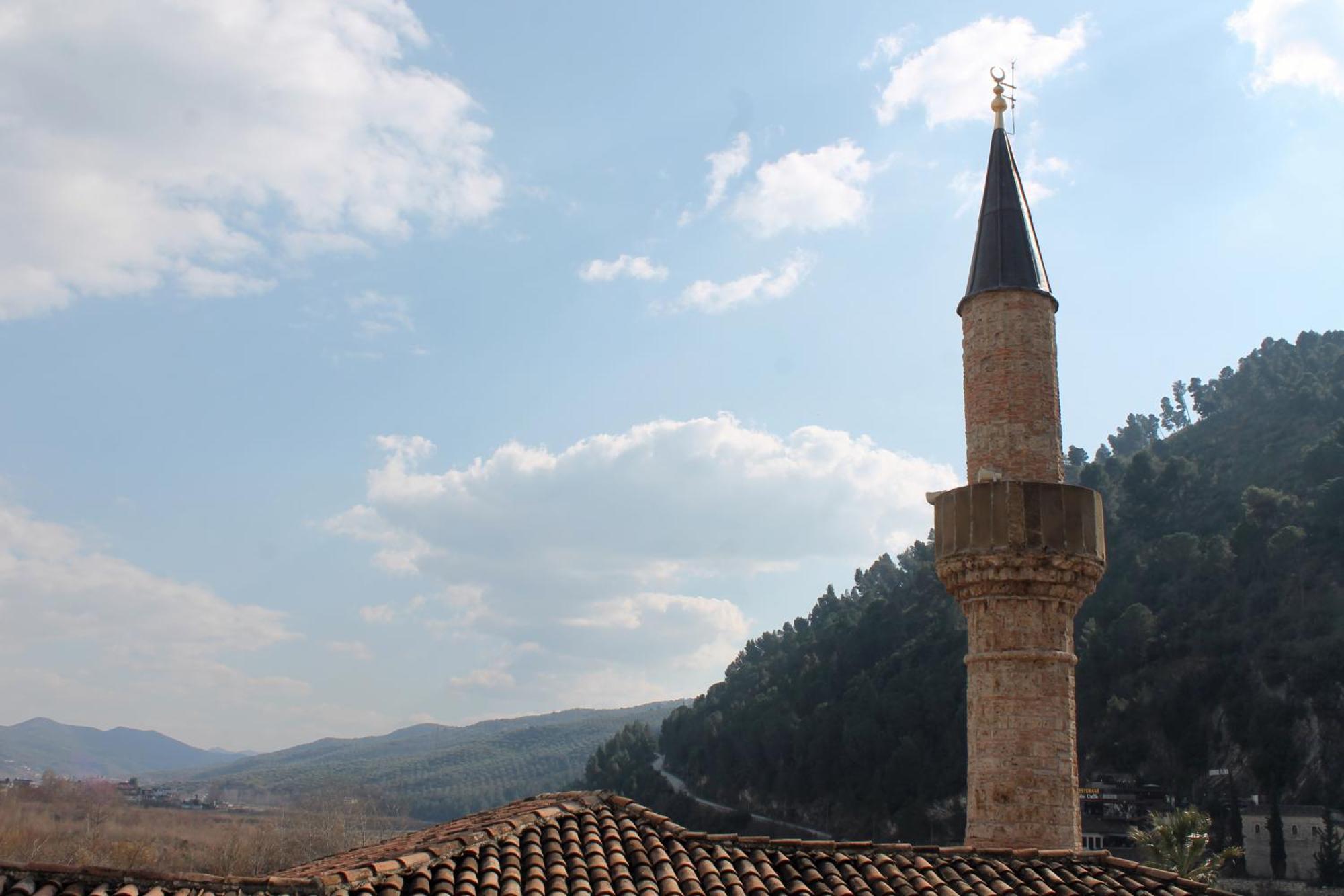 Tomor Shehu Guest House Берат Экстерьер фото